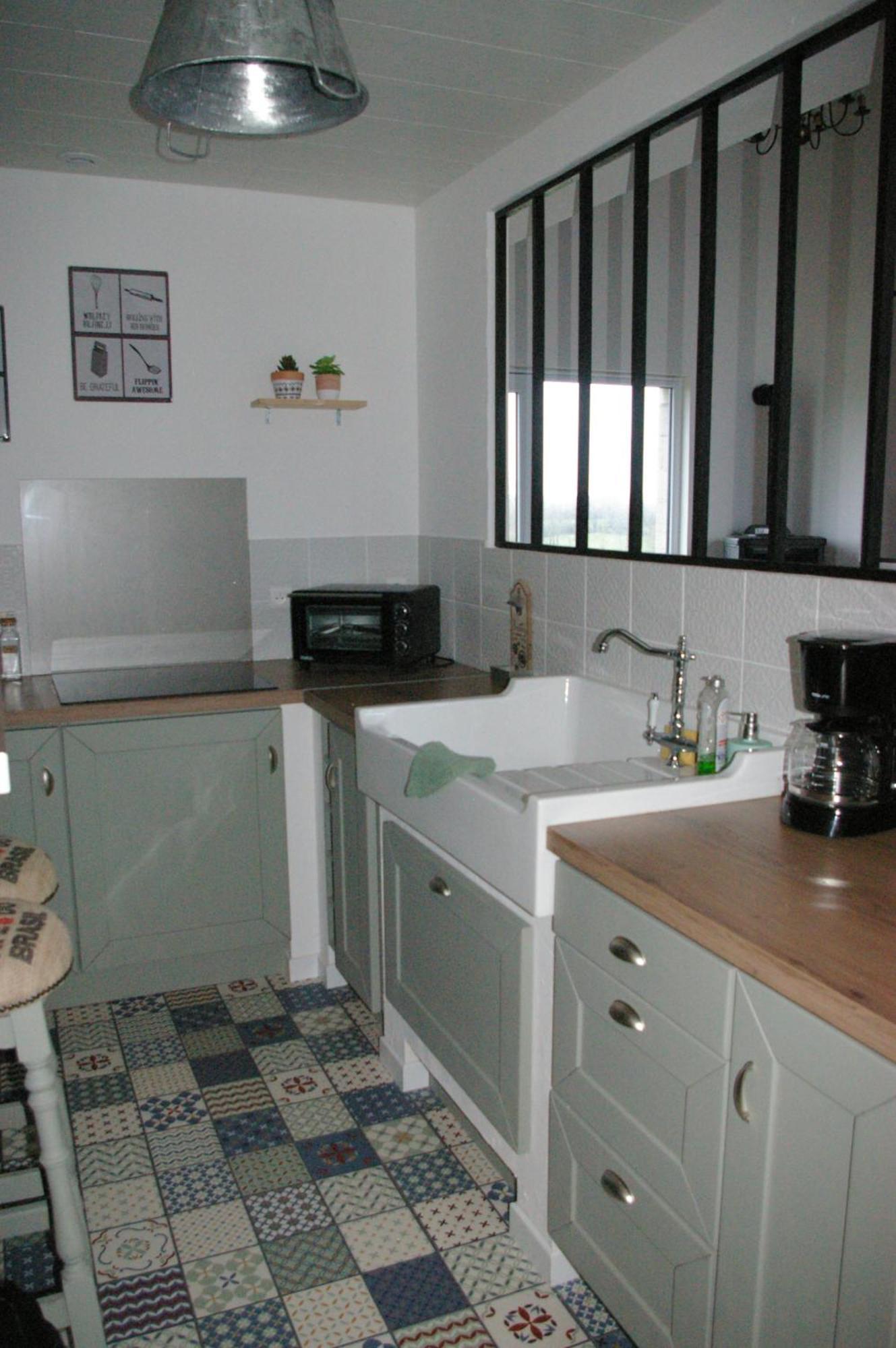 Au Charme D'Antan Bed & Breakfast Feron Bagian luar foto
